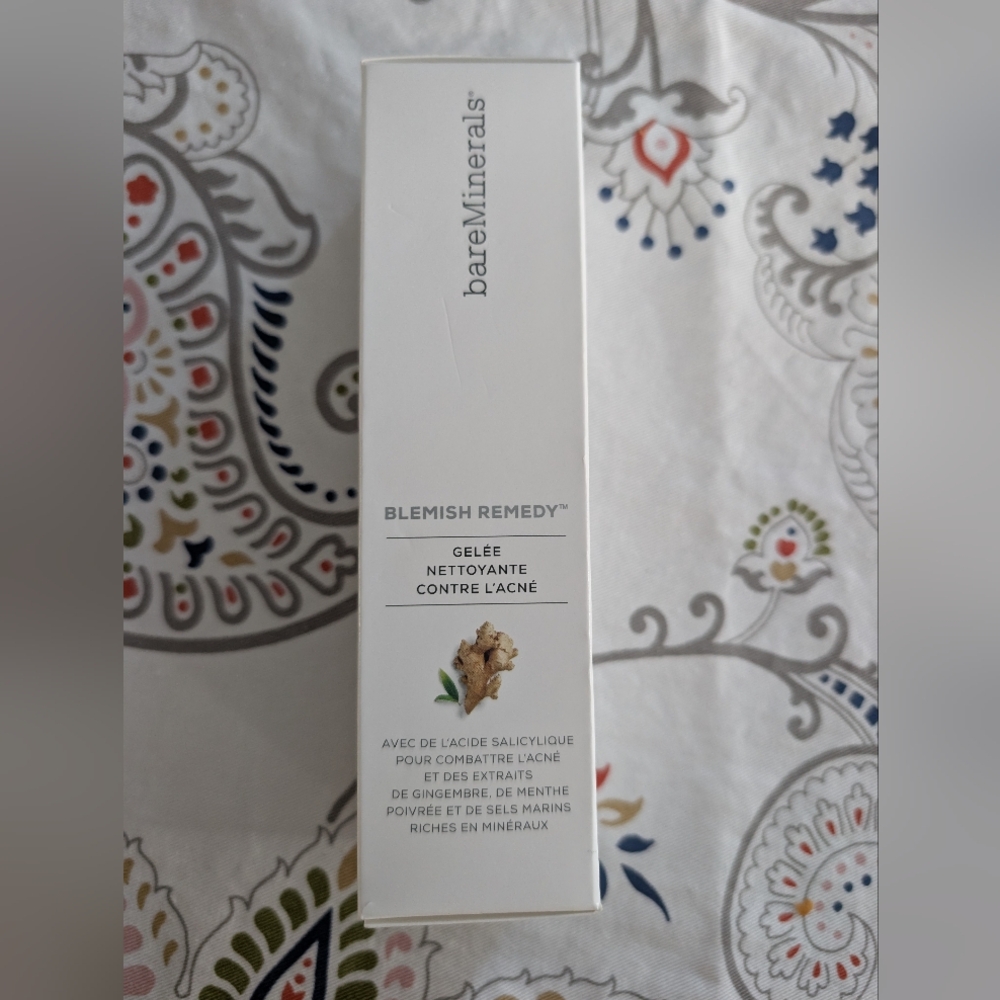 bareMinerals Blemish Remedy Acne Treatment Gelee Cleanser - Size 120 g / 4.2 Oz.
